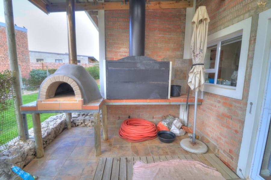 4 Bedroom Property for Sale in Bettys Bay Western Cape